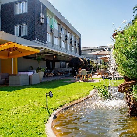 Cresta Oasis Hotel Harare Luaran gambar