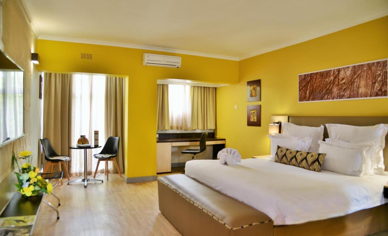 Cresta Oasis Hotel Harare Luaran gambar