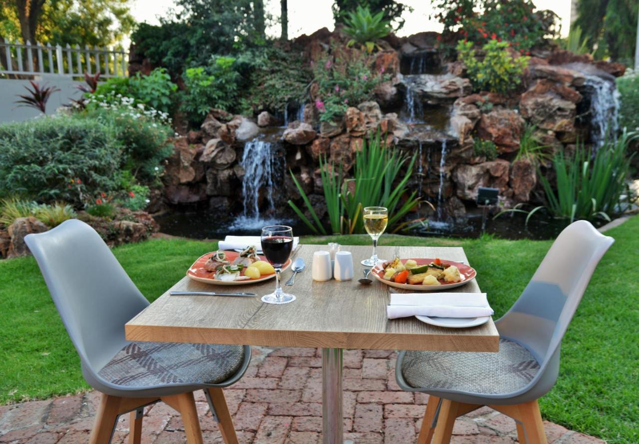 Cresta Oasis Hotel Harare Luaran gambar