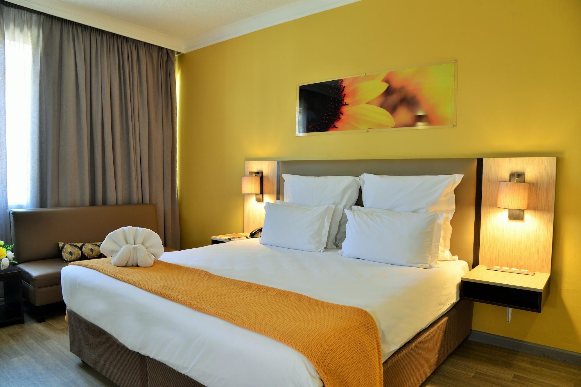 Cresta Oasis Hotel Harare Luaran gambar