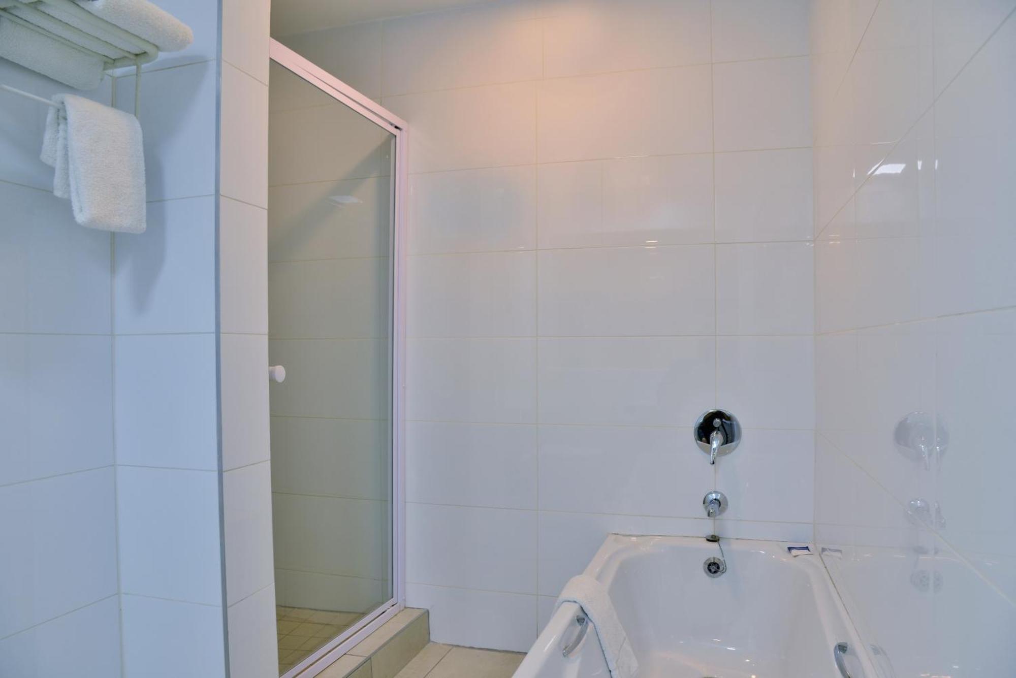 Cresta Oasis Hotel Harare Luaran gambar