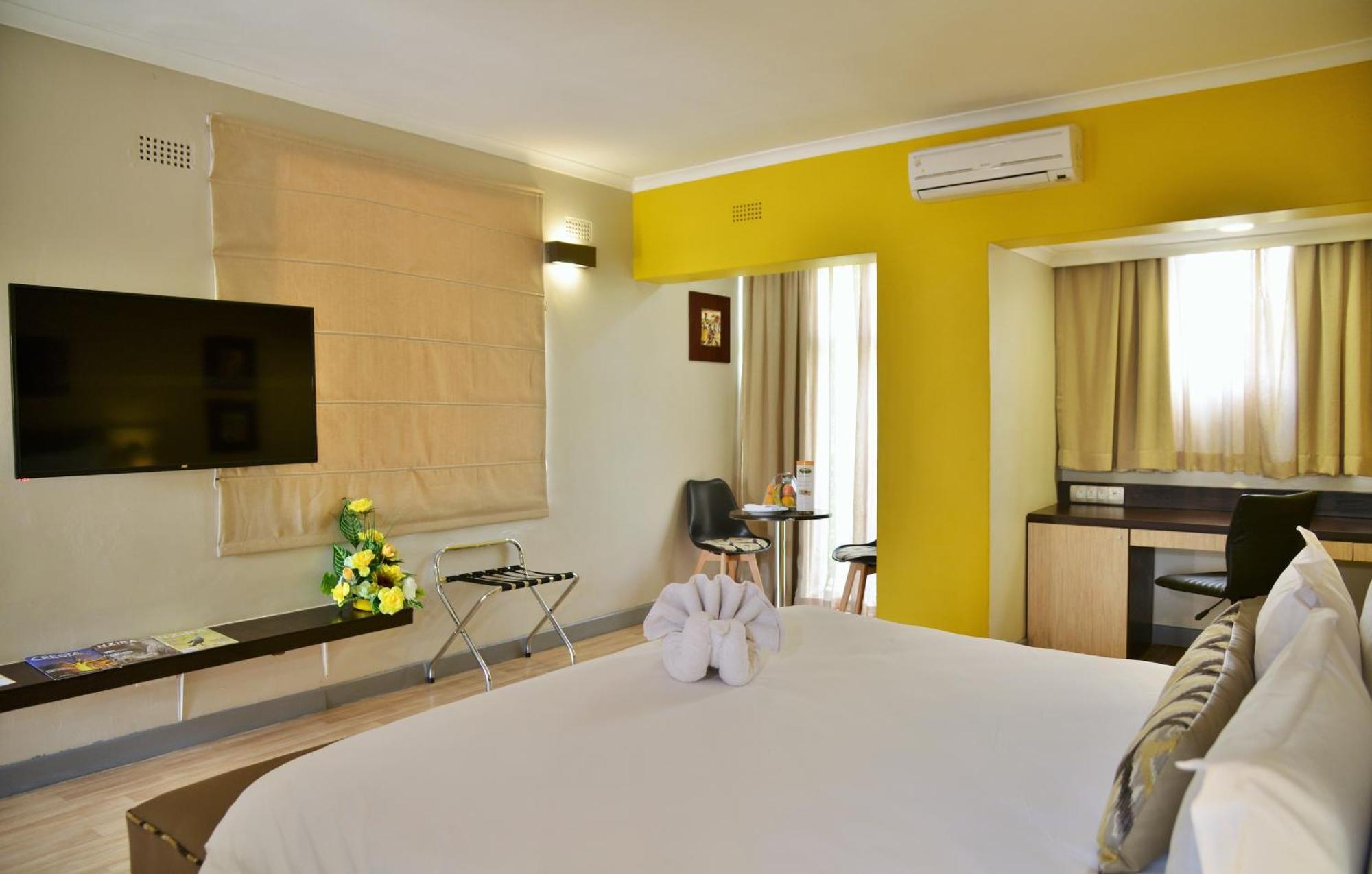 Cresta Oasis Hotel Harare Luaran gambar