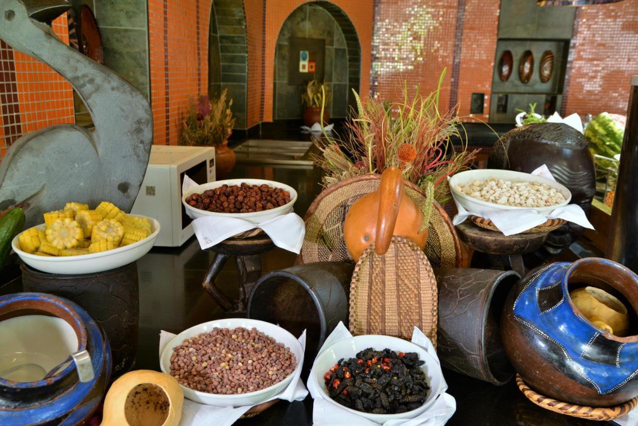 Cresta Oasis Hotel Harare Luaran gambar